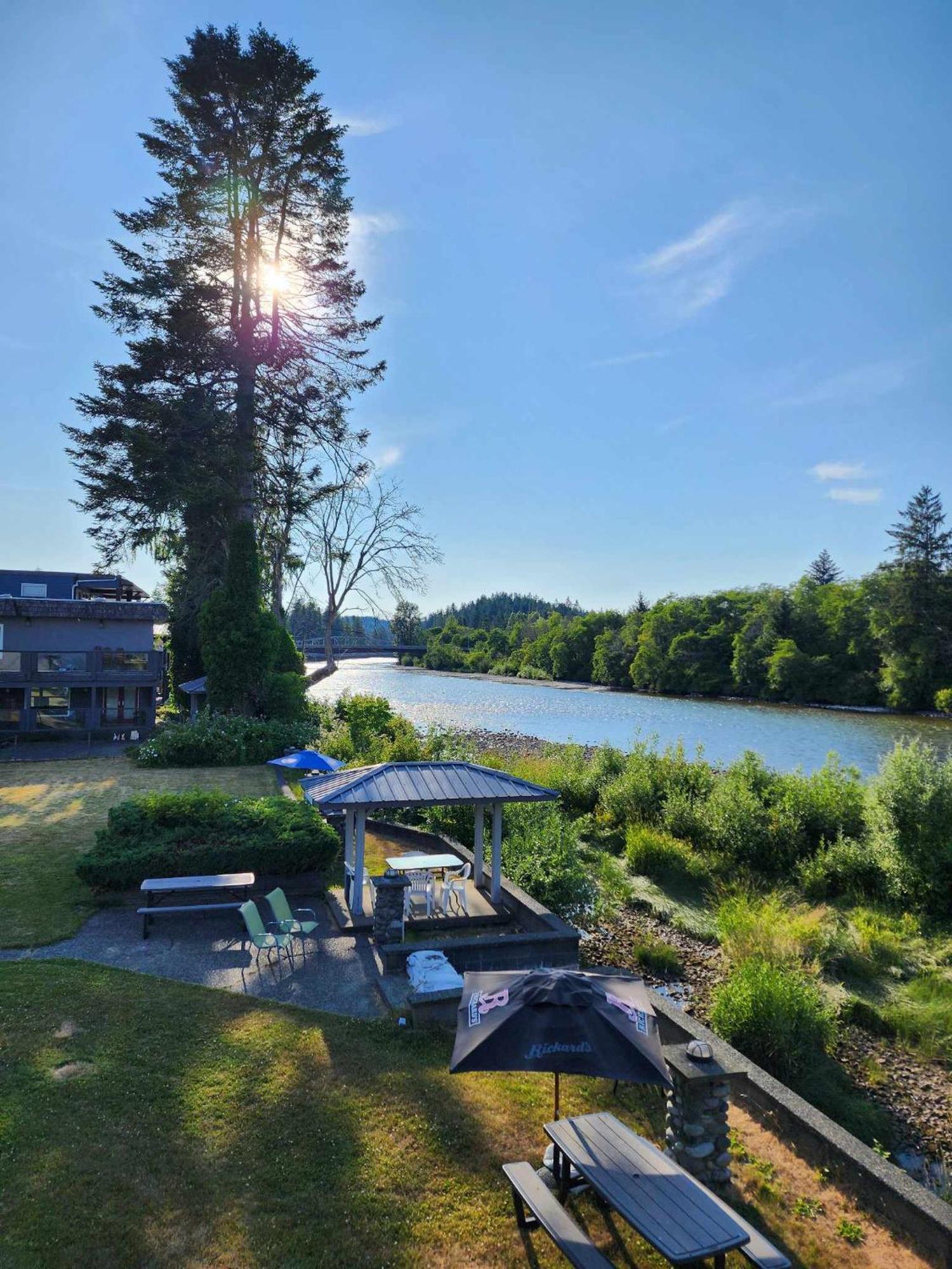 Hotel Campbell River Lodge Campbell River