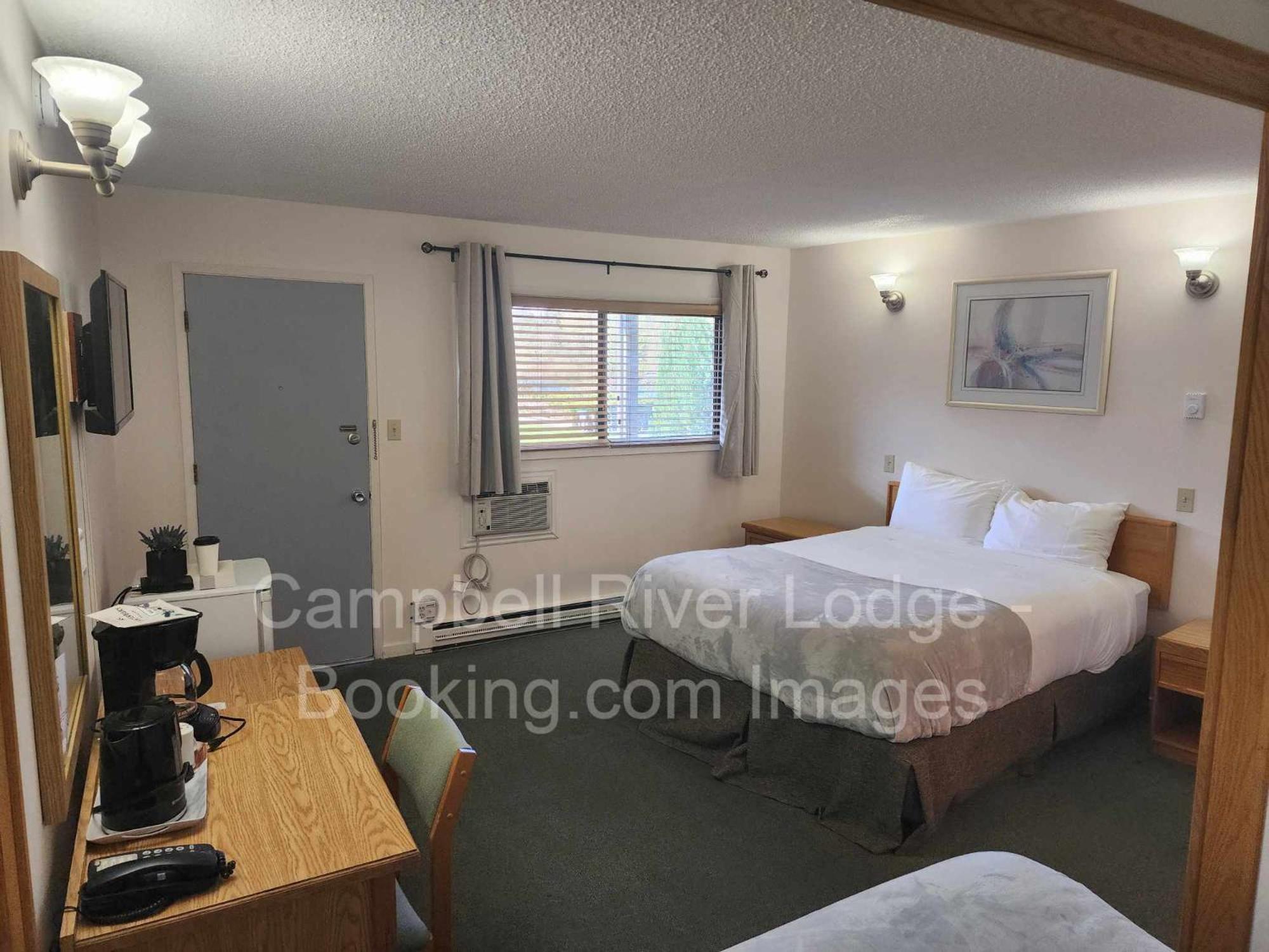Campbell River Lodge Hotel